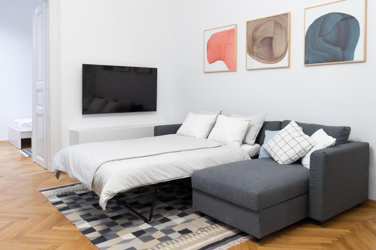 Apartment Herzer Загреб Екстериор снимка