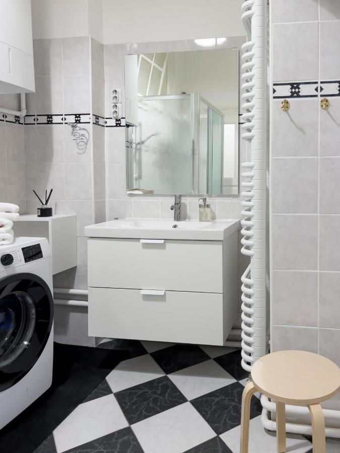 Apartment Herzer Загреб Екстериор снимка