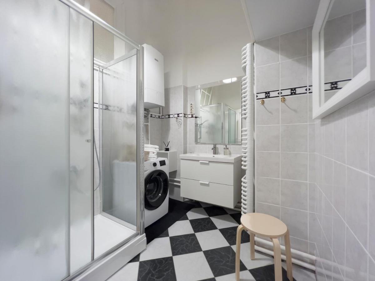 Apartment Herzer Загреб Екстериор снимка