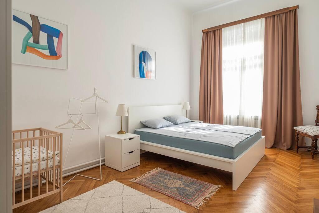 Apartment Herzer Загреб Екстериор снимка