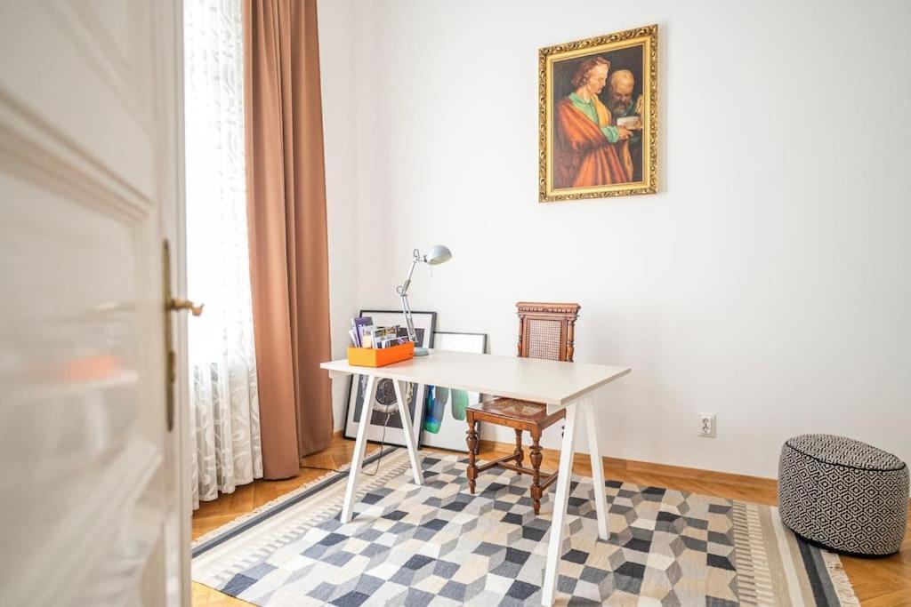 Apartment Herzer Загреб Екстериор снимка